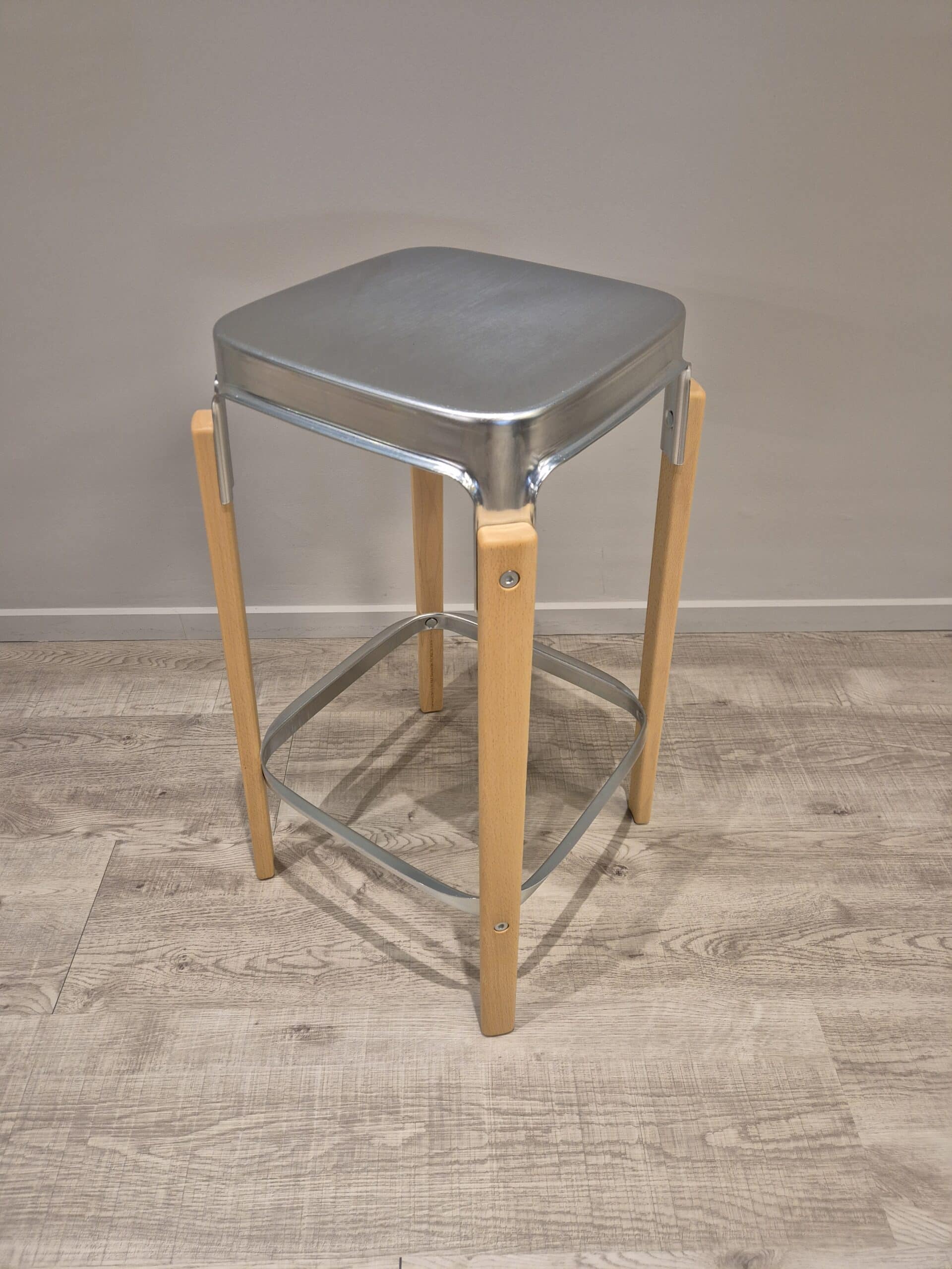 Tabouret STEELWOOD