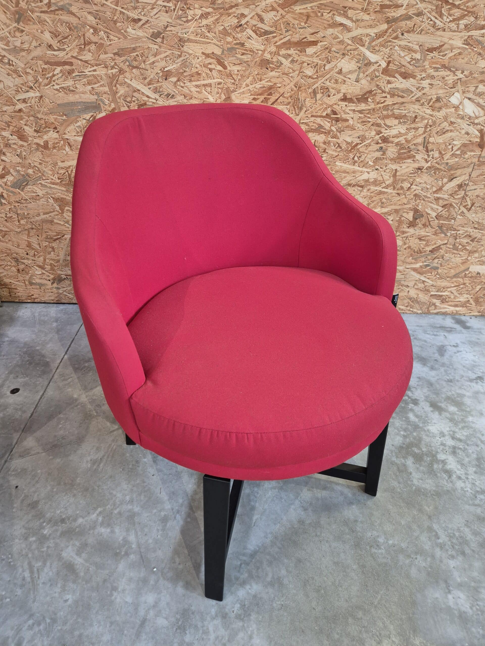 Lot de deux fauteuils LAMOS