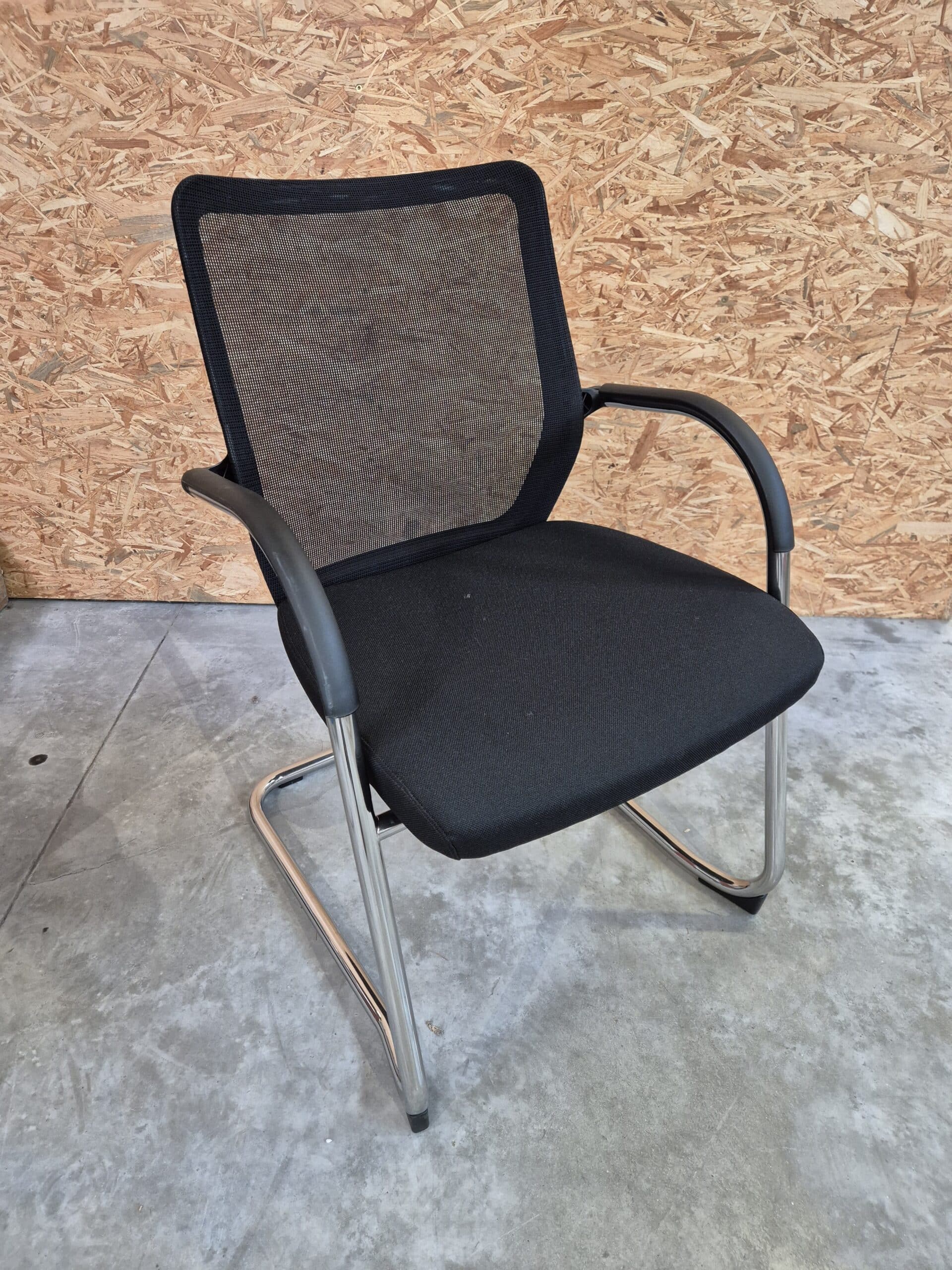 Lot de deux chaises CONTESSA II