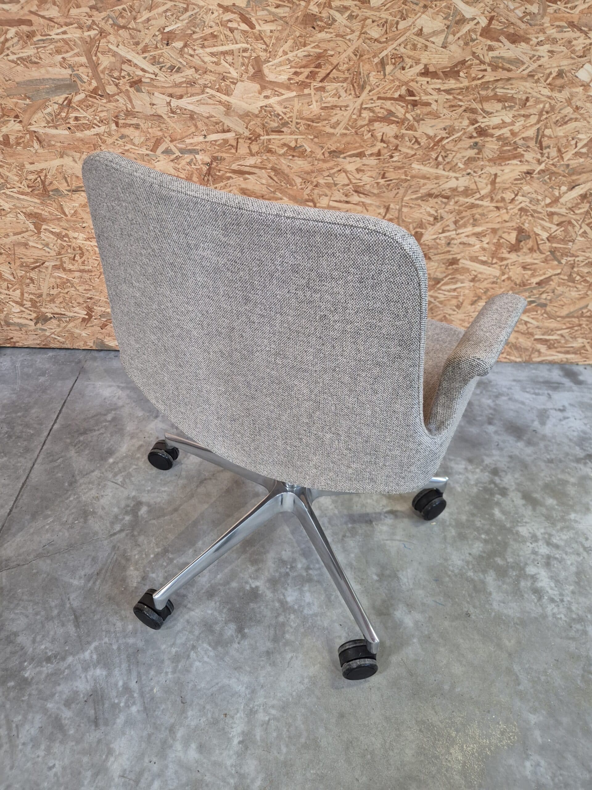 Fauteuil sur roulettes MIRO