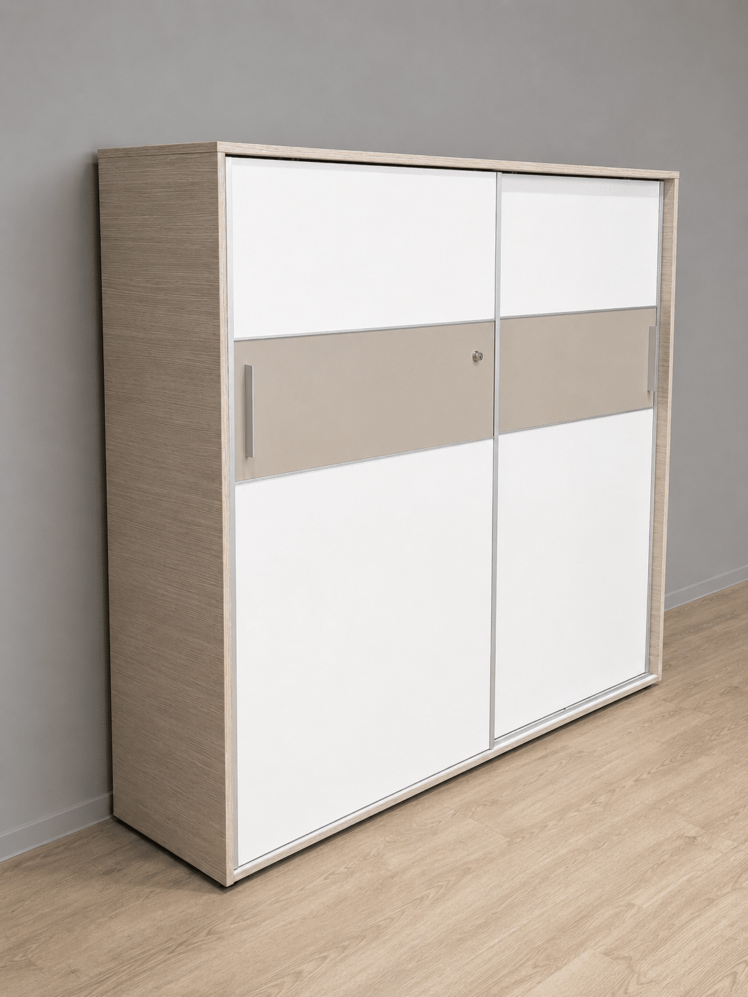 Armoire à portes coulissantes