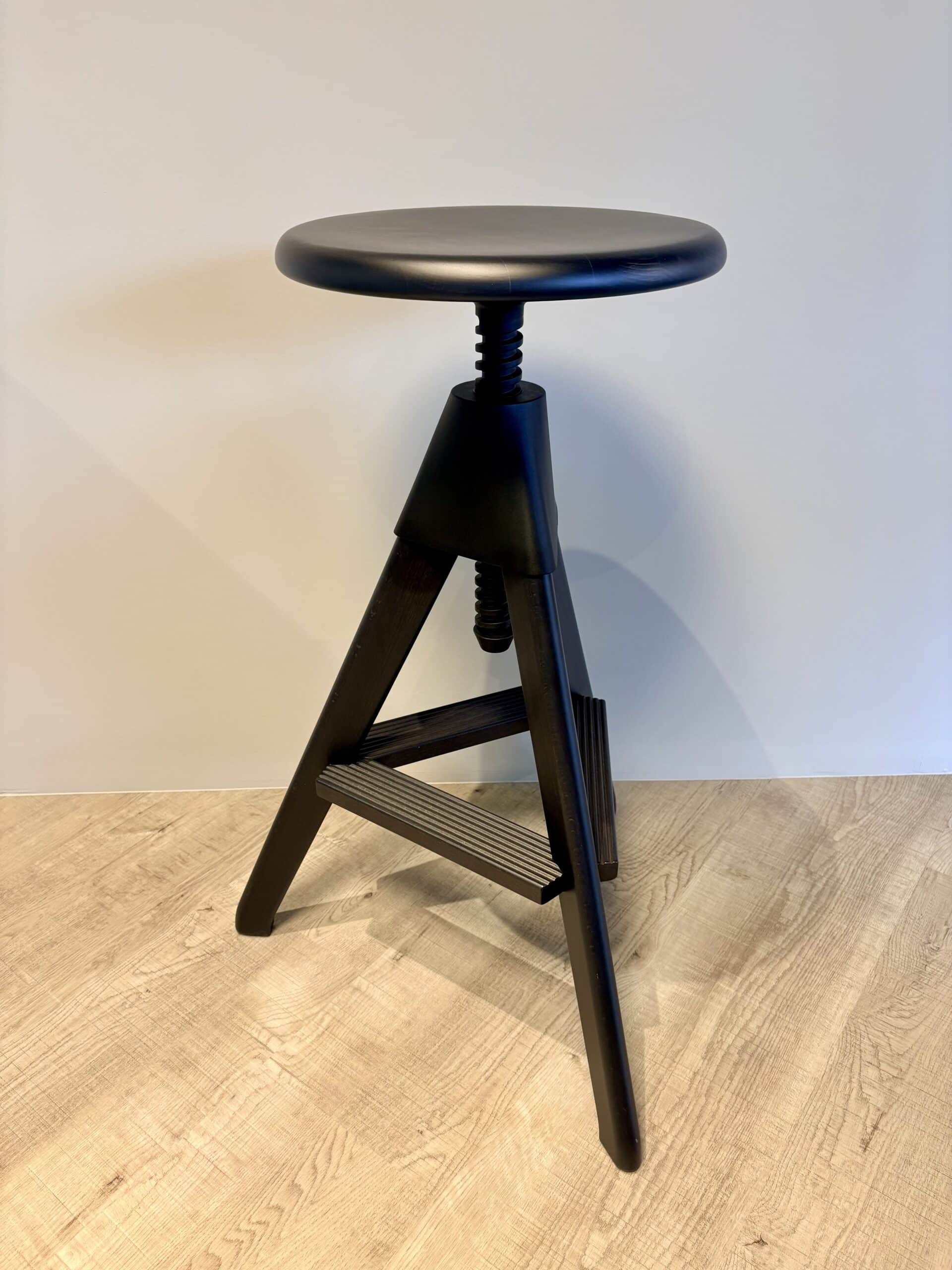 Tabouret TOM