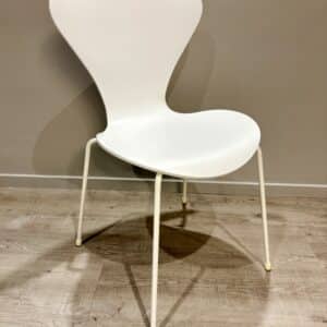 Chaise SERIE 7